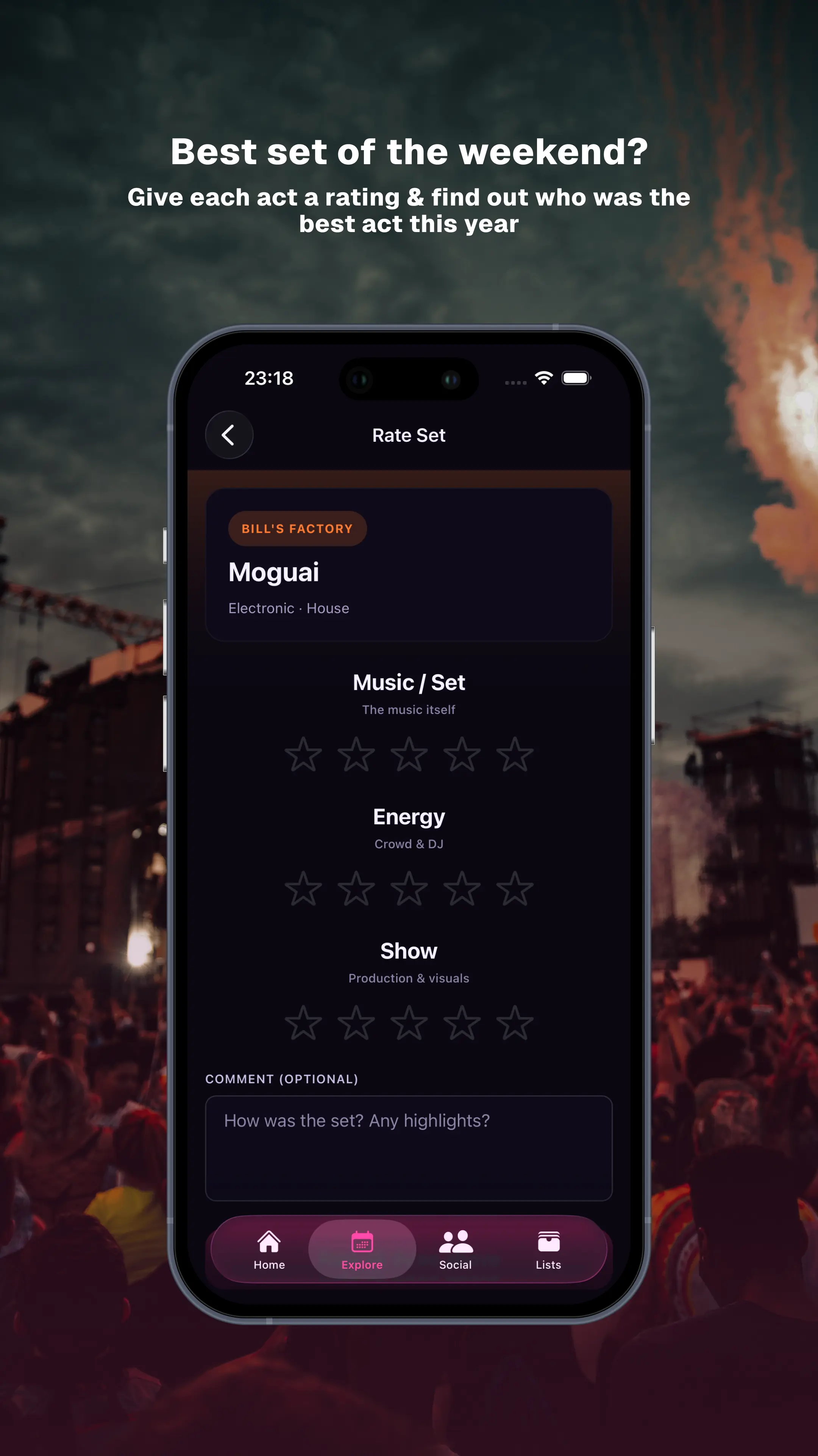 App screenshot: rating screen for a single set with star ratings for music, energy and show plus an optional comment field. Headline on the image (English): “Best set of the weekend?”